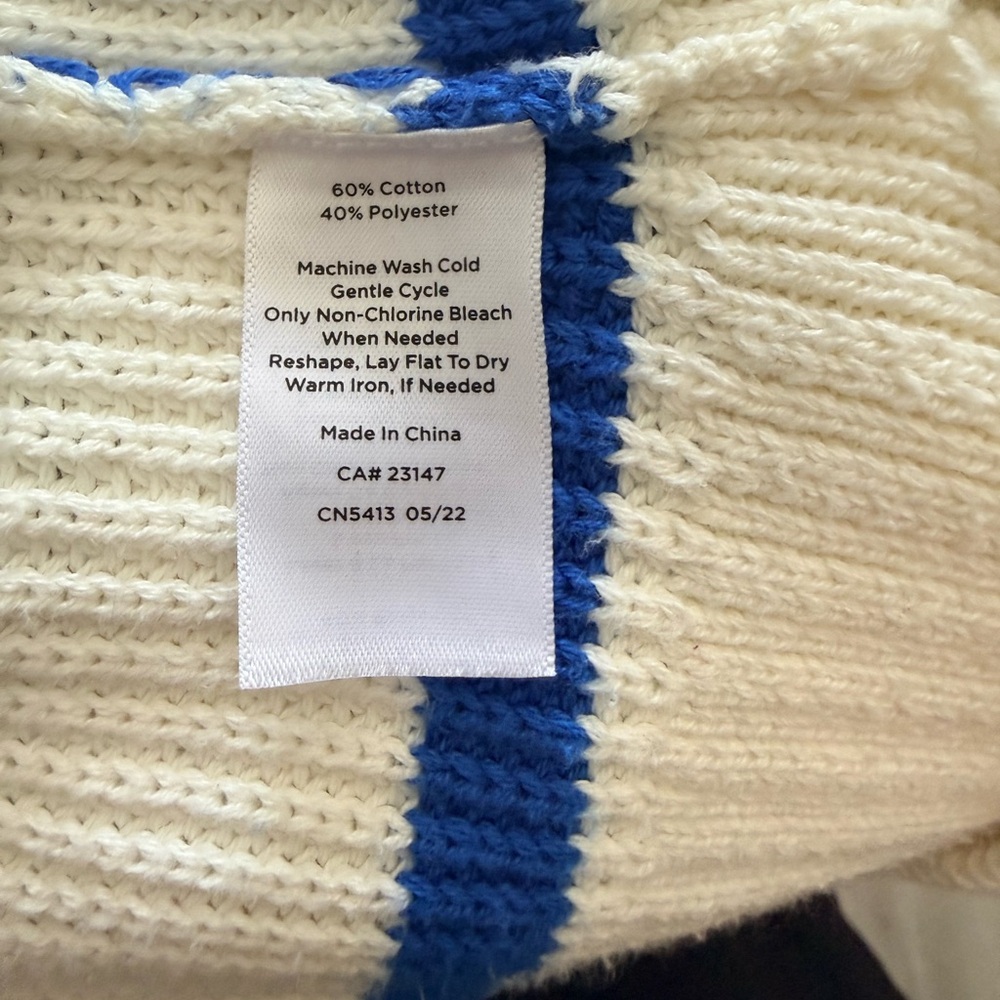 T by Talbots Medium Long Sweater loose comfortable fit. - Picture 5 of 7